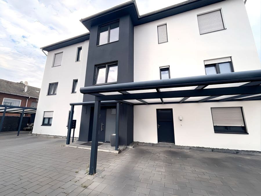 Lichtdurchflutete 3-Zimmer-Wohnung mit Balkon & Stellplatz in Godshorn, Langenhagen