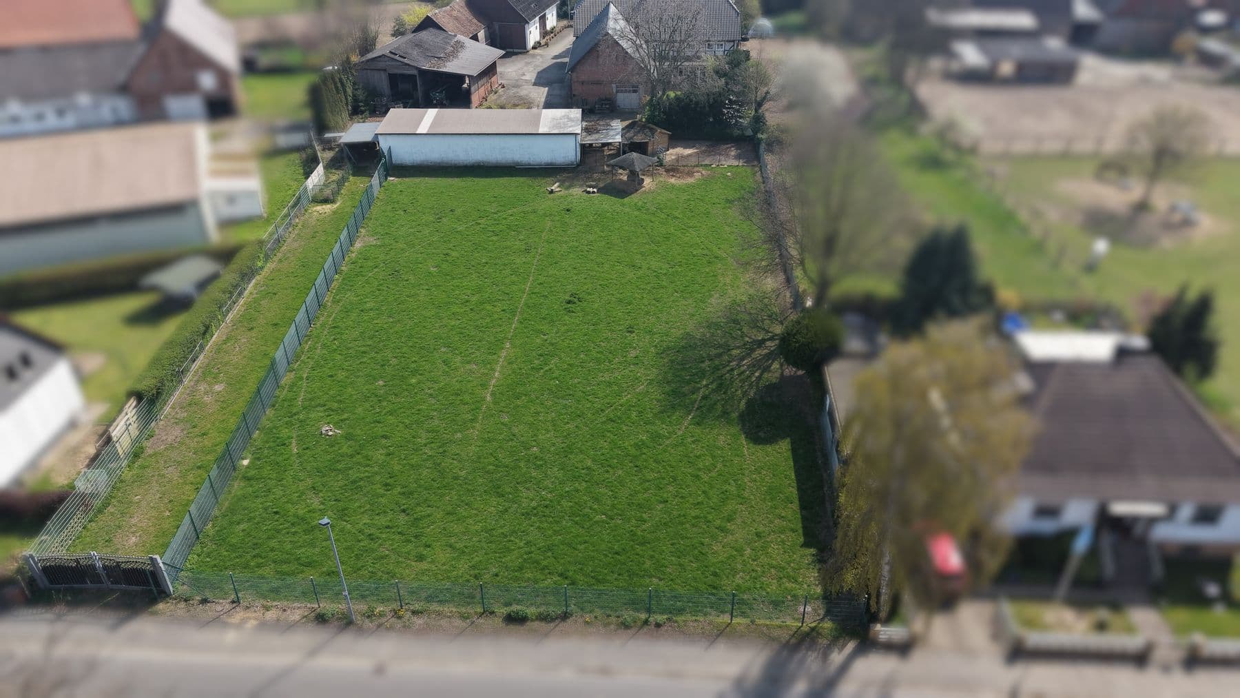 Baugrundstück mit Potenzial für bis zu 12 Wohneinheiten, Bild 3