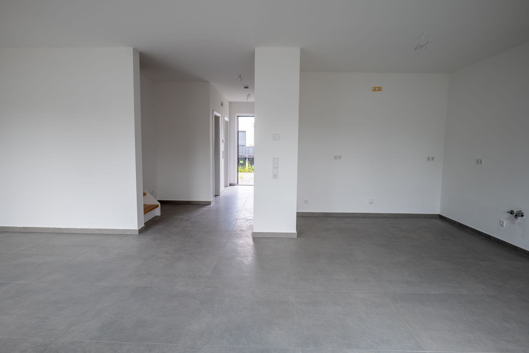 Reserviert ! Ankommen & wohlfühlen – Reihenhaus zur Miete mit Garten, Bild 2