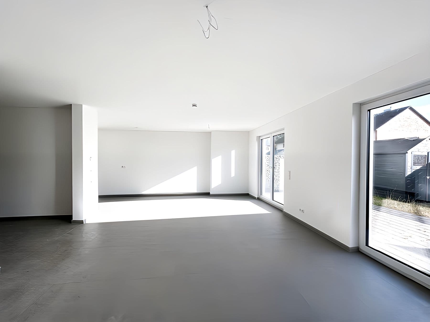 Reserviert ! Ankommen & wohlfühlen – Reihenhaus zur Miete mit Garten, Außenansicht