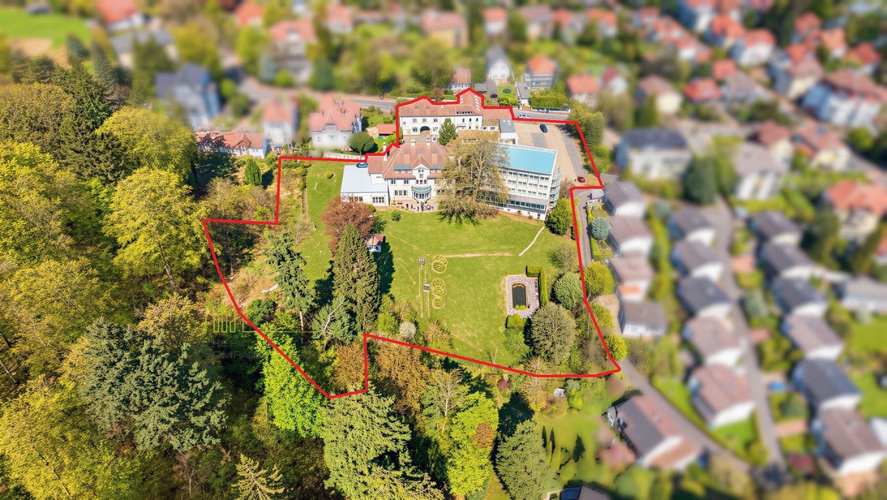 Historisches Gebäudeensemble mit Denkmal-AfA, KfW- und Value-Add-Potenzial in Bad Harzburg, Außenansicht